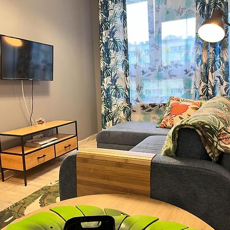 Apartment Metro Slodowiec Free Parking Varsó Kültér fotó